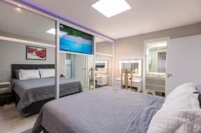 Apartamento dos Espelhos Ao Lado do Metrô na Vila Prudente